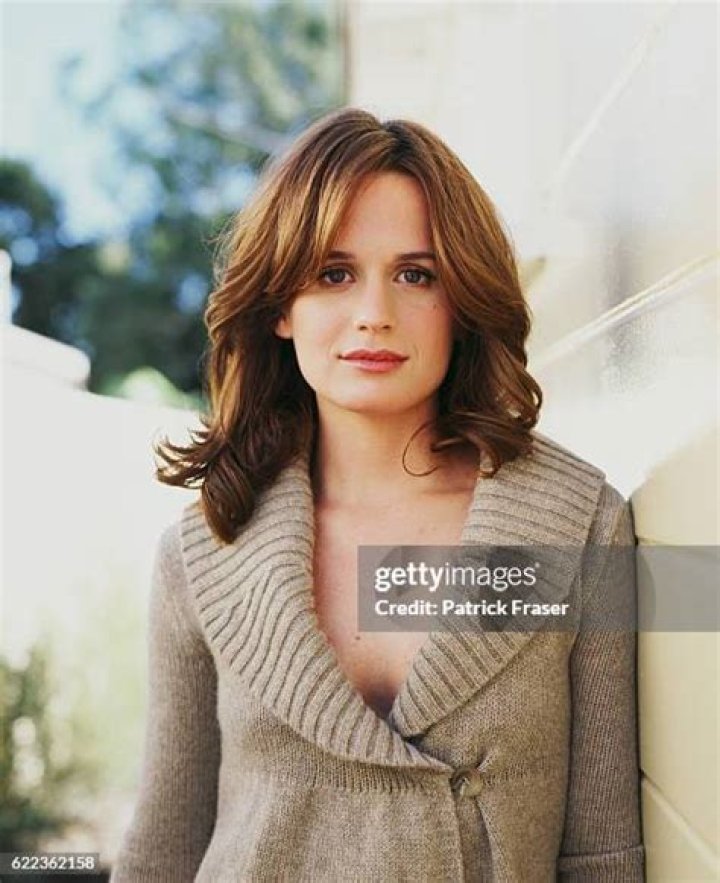 Young Elizabeth Reaser with her mom Young Elizabeth Reaser with her mom